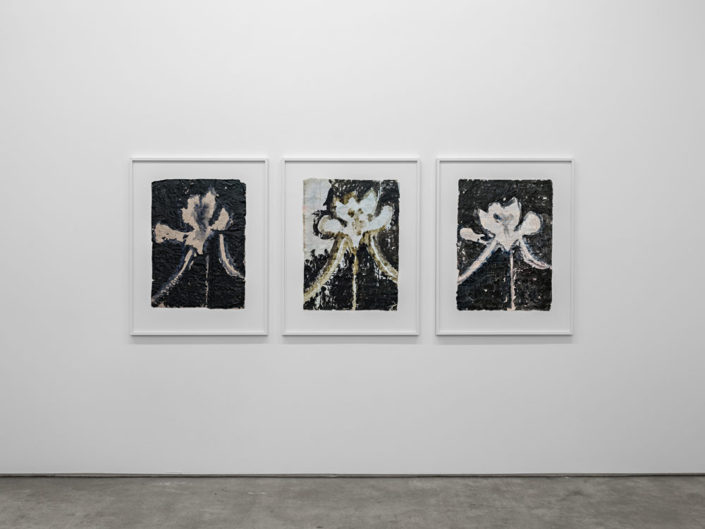 Unlike a Symbol installation view 02