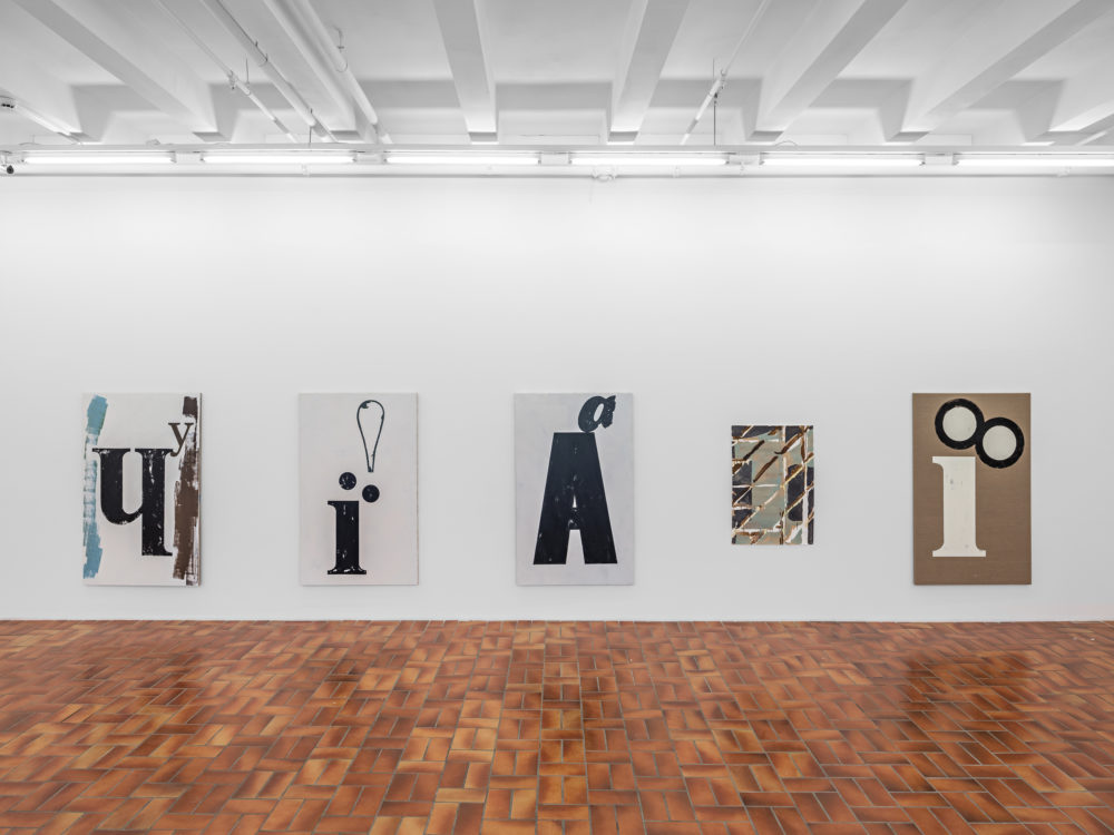 Unlike a Symbol installation view 05